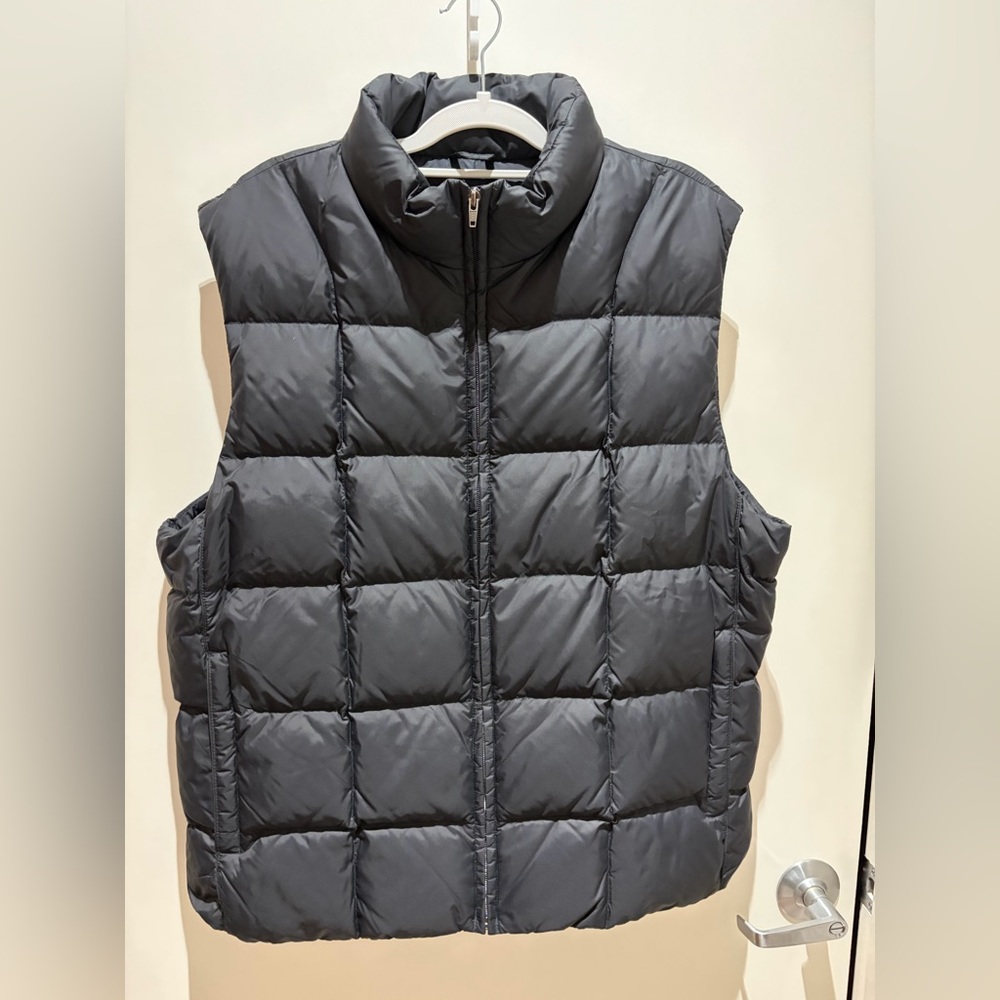 Eddie Bauer Goose Down Vest~ size L